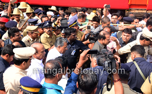 Pinarai arrives in mangalore